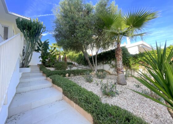 Luxury Villa in Palmanova with guest apartment for sale