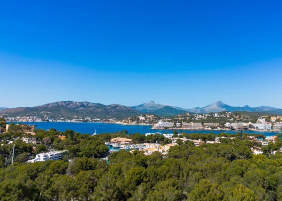 Luxurious Villa in Nova Santa Ponsa for sale