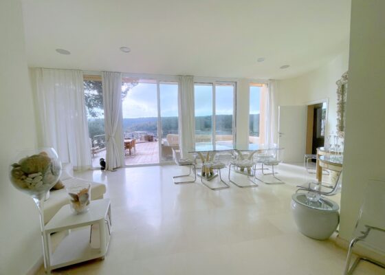 Luxurious Frontline Villa with sea access in Sol de mallorca – Rental