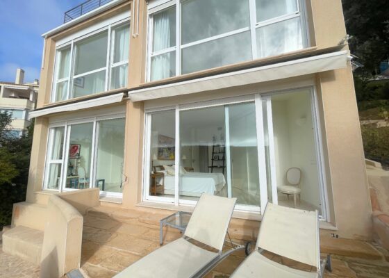 Luxurious Frontline Villa with sea access in Sol de mallorca – Rental