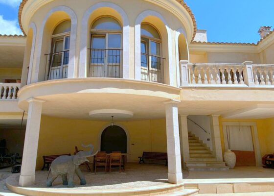 Spacious Villa in Paguera for sale