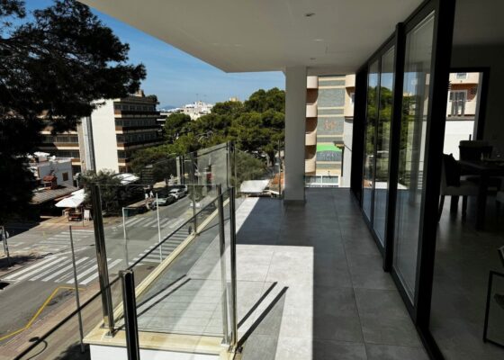 Residential & commercial building for sale in Arenal, llucmajor