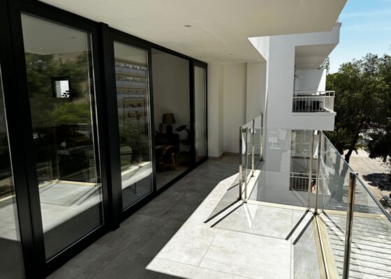 Residential & commercial building for sale in Arenal, llucmajor