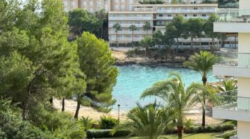 Seaview apartment in cala vinyas to rent