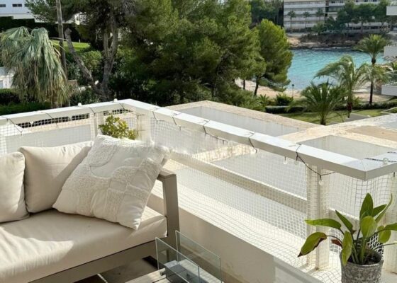 Seaview apartment in cala vinyas to rent