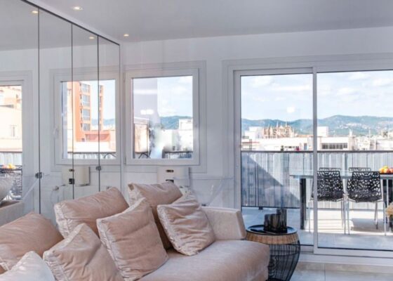 Penthouse with sea views in Palma for sale