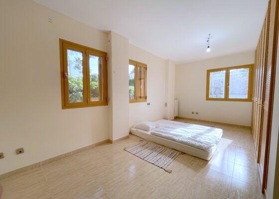 Villa mit Projekt in Nova Santa Ponsa zu verkaufen