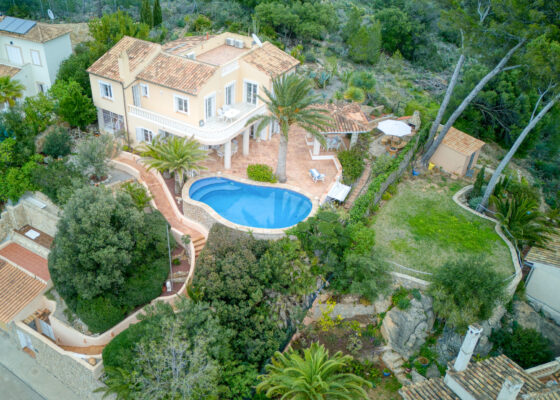 Seaview Villa in Port Andratx with views over the bay for sale