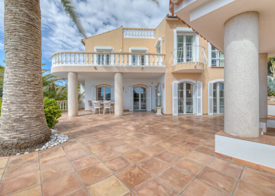 Seaview Villa in Port Andratx with views over the bay for sale
