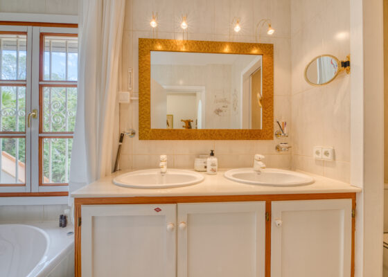 Seaview Villa in Port Andratx with views over the bay for sale