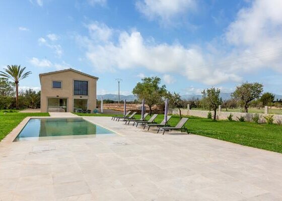Finca in Marratxi with a lot of land for sale