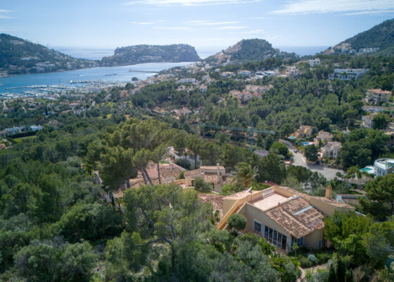 Seaview Villa in Port Andratx with views over the bay for sale