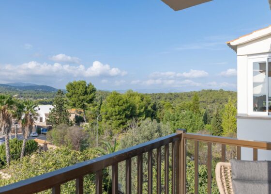 Duplex Penthouse with sea views in Bonanova for sale