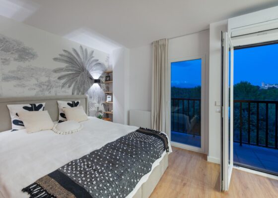 Duplex Penthouse with sea views in Bonanova for sale