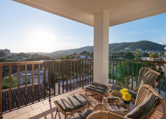 Duplex Penthouse with sea views in Bonanova for sale
