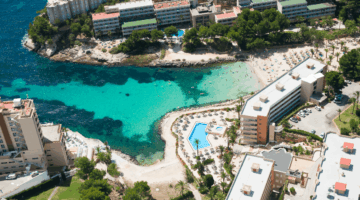 Villa in Cala Vinyas walking distance to the beach for sale
