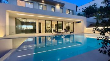 Luxury Villa in Portals / Bendinat for rent