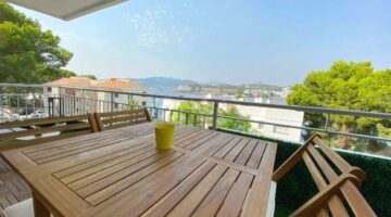 Three bedroom Penthouse with seaviews in Santa Ponsa for sale