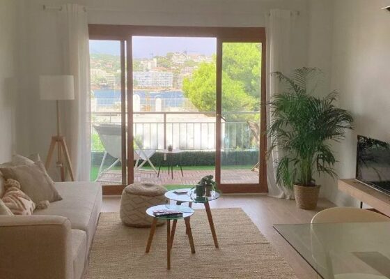 Three bedroom Penthouse with seaviews in Santa Ponsa for sale