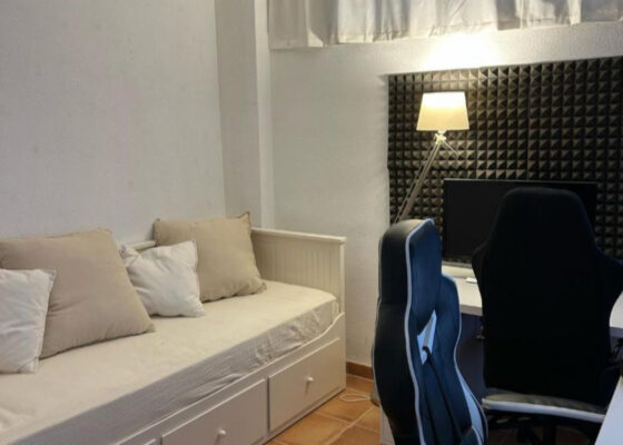Apartment in Cala Mayor for rent
