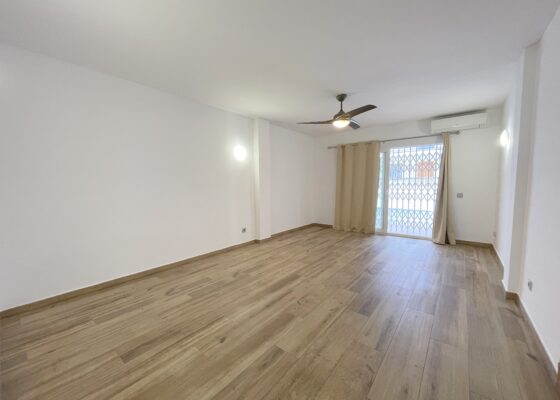 Renovated two bedroom apartment in santa ponsa for rent