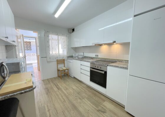 Renovated two bedroom apartment in santa ponsa for rent