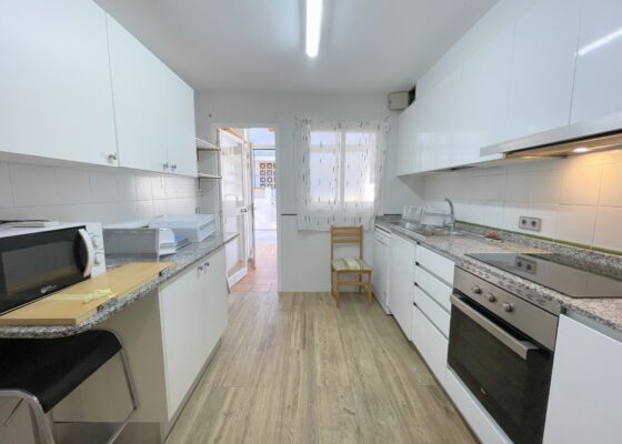 Renovated two bedroom apartment in santa ponsa for rent