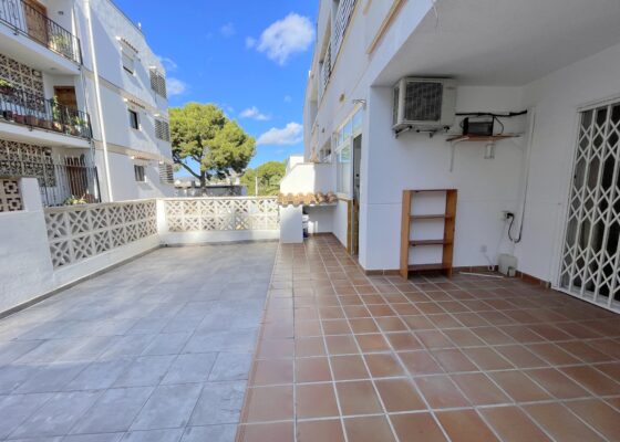 Renovated two bedroom apartment in santa ponsa for rent