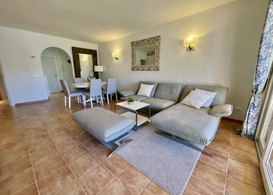 Erdgeschoss Wohnung in Anlage mit Pool in santa ponsa zu vermieten