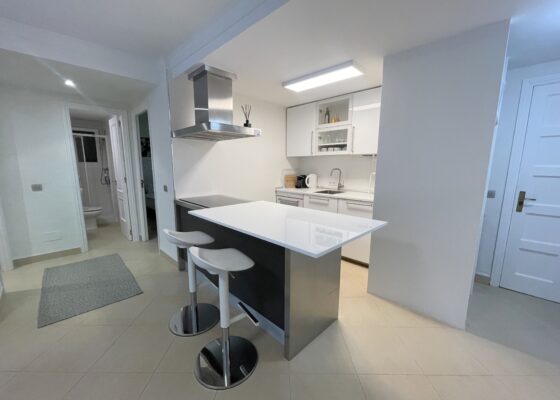 Erdgeschoss Wohnung in Nova Santa Ponsa mit Meerzugang zu verkaufen