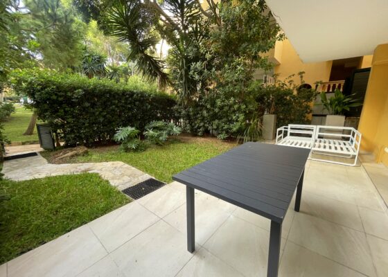 Erdgeschoss Wohnung in Nova Santa Ponsa mit Meerzugang zu verkaufen